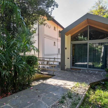 Semesterbostad Casa Rustico